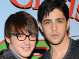 How+old+is+drake+bell+and+josh+peck+2011