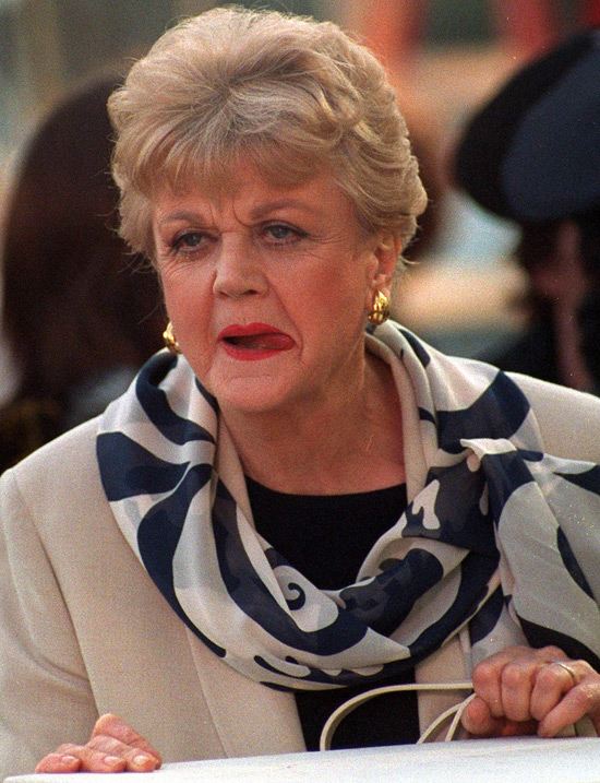 http://i2.cdnds.net/09/36/550w_ds_icons_angela_lansbury_3.jpg