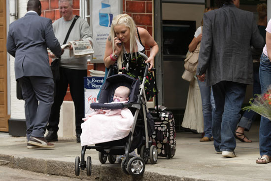 EastEnders: 3855: 2009-09-08