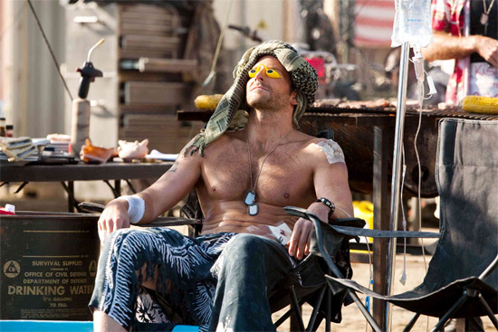 bradley cooper gay. Bradley Cooper sunbathing