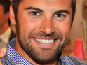 Dancing with the Stars host Daniel MacPherson has dinner with Packed to the Rafters star Zoe Ventoura.