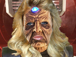 Cult Paris Hilton Davros