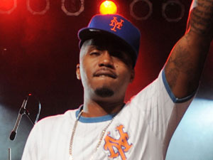 Rapper Nas performing with Damien Marley