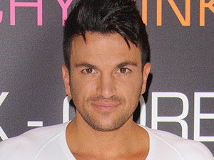 Peter Andre launches the Max-Core Muscle defining T-shirt