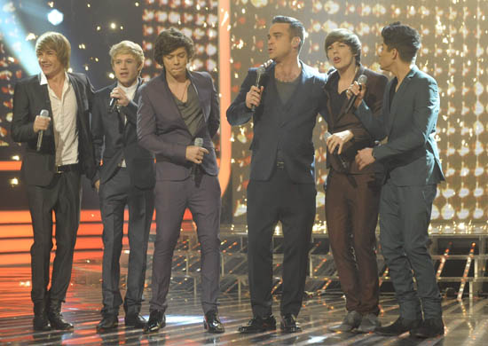 X Factor Week 10 One Direction and Robbie Williams