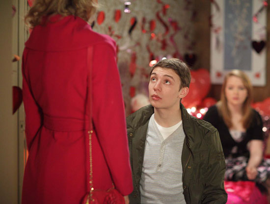 Darren Miller (Charlie G Hawkins) proposes to Jodie Gold (Kylie Babbington)