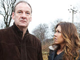 Kelly asks Jimmy to decide whether she and Elliot should stay or go