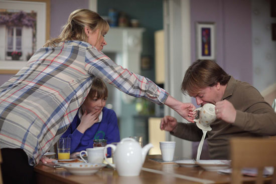 EastEnders: 4206: 2011-05-06