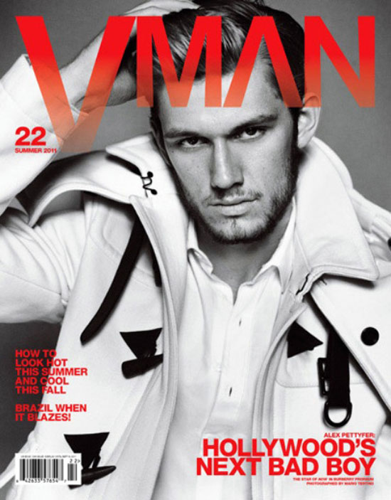 Gay Spy: Alex Pettyfer
