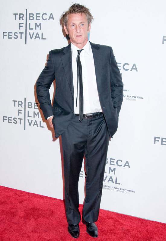 Sean Penn - Star Snaps - Digital