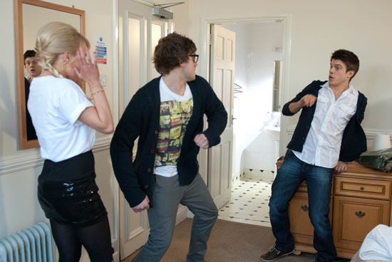 Hollyoaks: 3084: 2011-05-19