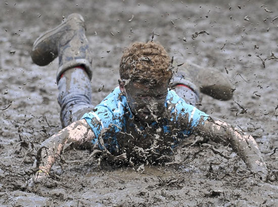Glastonbury Festival 2011 - Mud slide