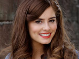 Rachel Shenton as Mitzee Minniver
