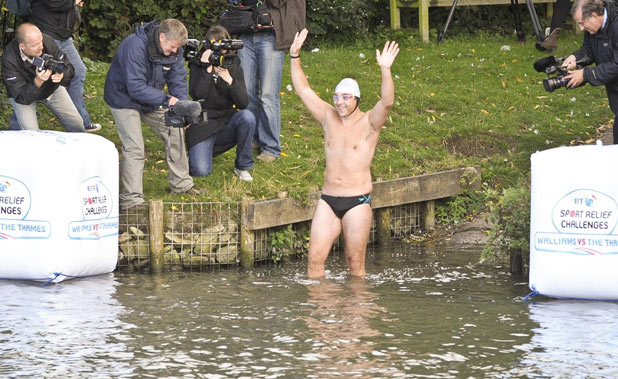 David Walliams embarks on his challenge of swimming the entire length of the River Thames for Sport Relief