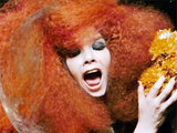 Bjork: 'Moon' still
