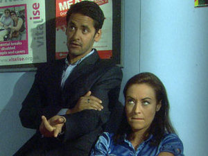 Kevin Tyler (Simon Rivers) supports Zara Carmichael (Elisabeth Dermot Walsh).