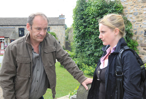 Nicola tries to convince Jimmy to move into Brook Cottage