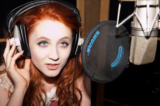 Janet Devlin