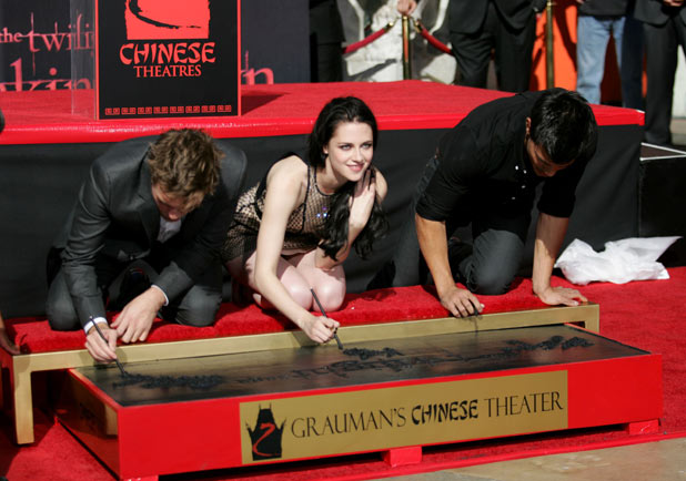 'Twilight' Hand and Footprint Ceremony: Robert Pattinson, Kristen Stewart and Taylor Lautner