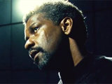 Denzel Washington in 'Safe House' trailer (still)