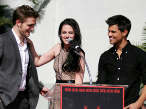 'Twilight' Hand and Footprint Ceremony: Robert Pattinson, Kristen Stewart and Taylor Lautner