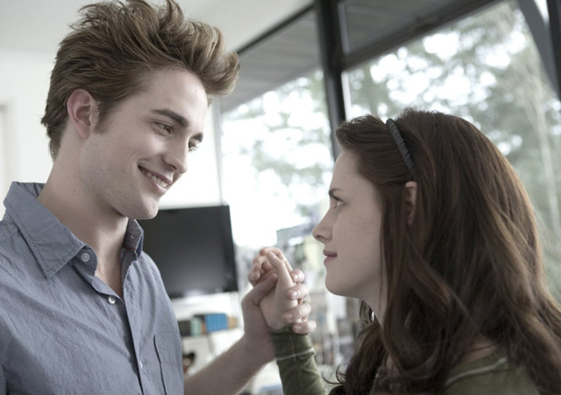 Robert Pattinson and Kristen Stewart