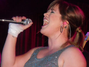 Kelly Clarkson performs at her London fan gig