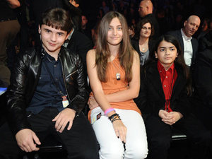 'X Factor' Top 7 performances in pictures: Michael Jackson's children, Prince, Paris and Blanket