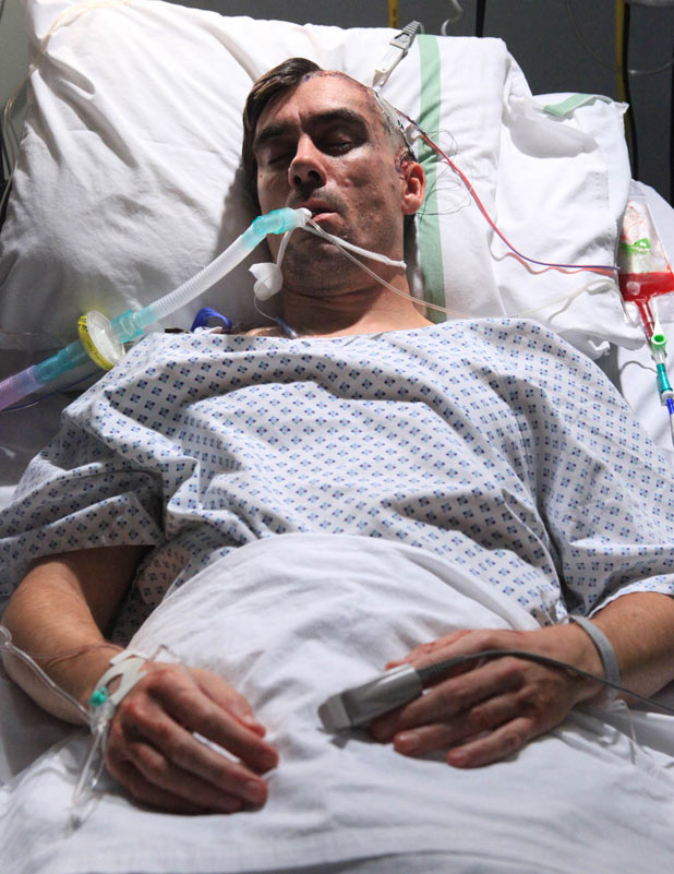 Cain Dingle (Jeff Hordley) in hospital