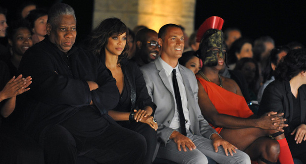 André Leon Tally, Tyra Banks, Nigel Barker and J. Alexander
America's Next Top Model