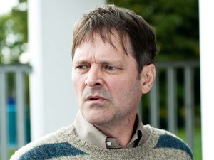 Jonas (Mark Heap), Misfits