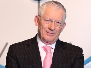 Nick Hewer presents Countdown