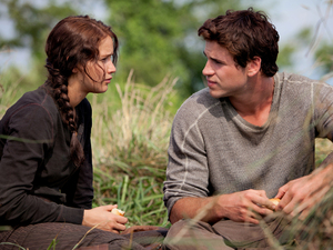 Jennifer Lawrence and Liam Hemsworth in 'The Hunger Games'