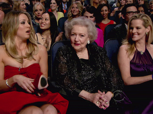 The People's Choice Awards 2012: Kaley Cuoco and Betty White