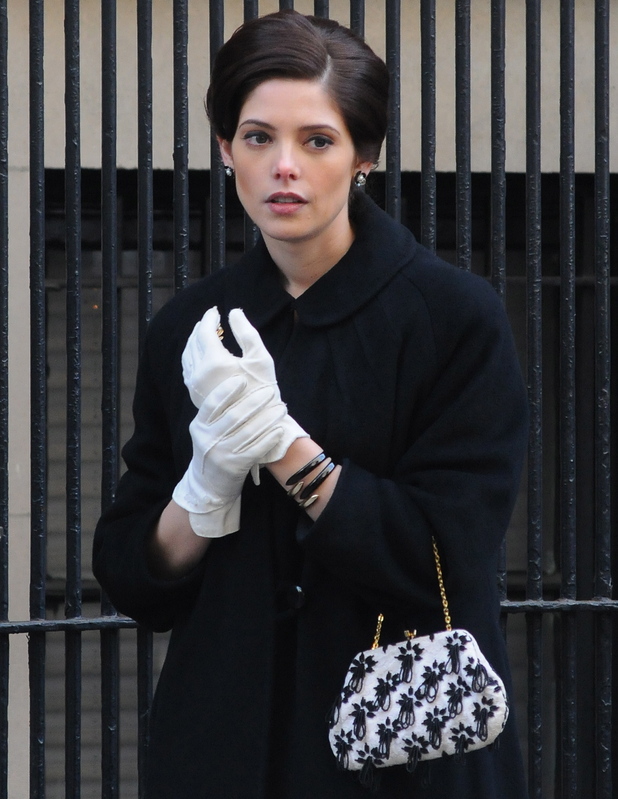 Celebrity Pictures January 17 2012