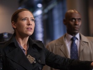 Fringe S04E10: 'Forced Perspective'