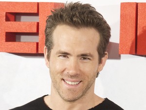 Ryan Reynolds Home on Ryan Reynolds  Safe House