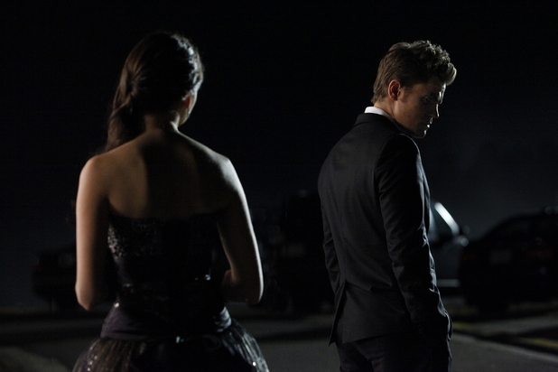 The Vampire Diaries S03E14: 'Dangerous Liaisons'