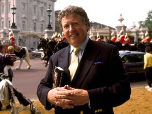 Royal editor James Whitaker dies at 71