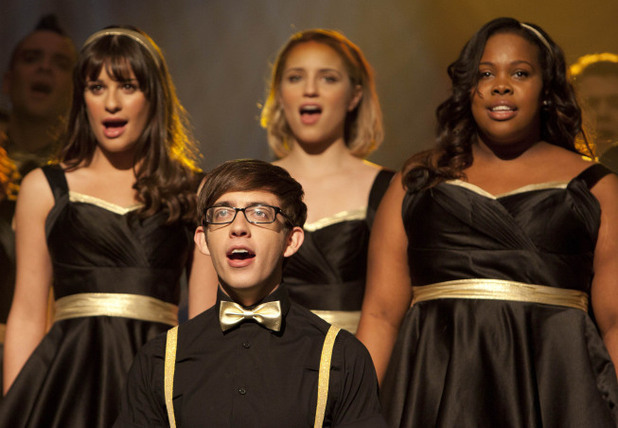 Glee S03E14: 'On My Way'