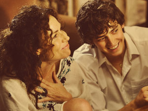 'Hunky Dory' still