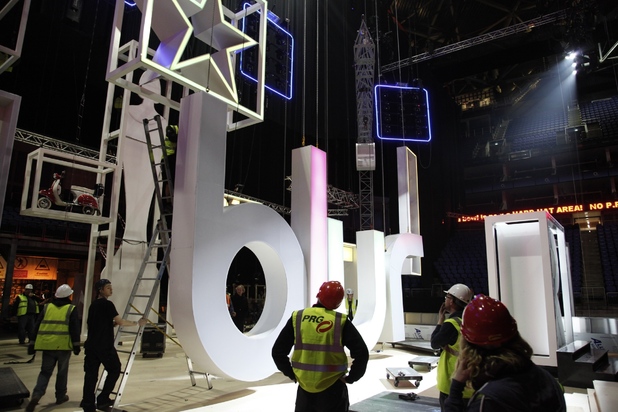 Blur set design - Behind The Scenes at the Brit Awards - Digital Spy