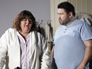 Heather has to choose between Andrew and Shirley.