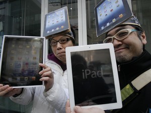 iPad 3 fans, Singapore