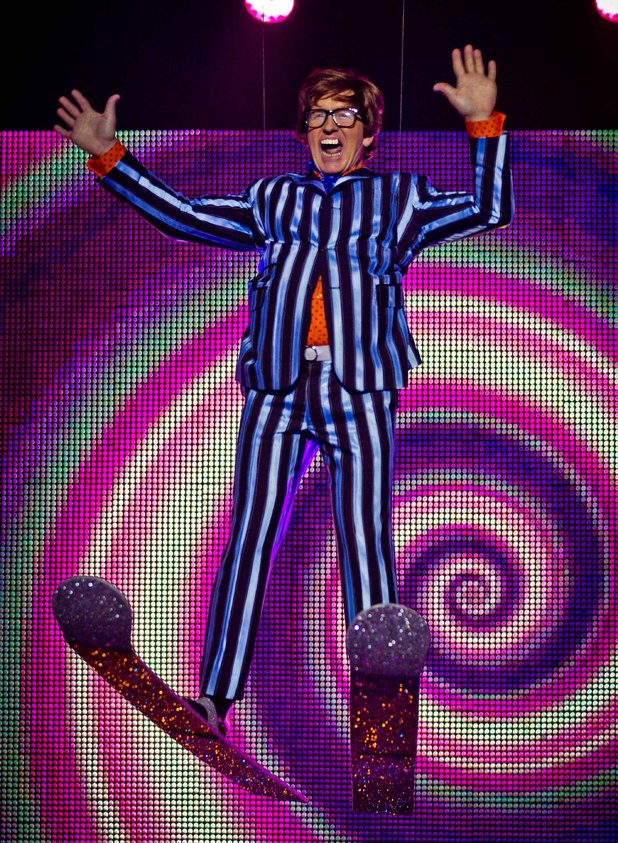 Eddie 'The Eagle' Edwards performing Austin Powers 'Soul Bossa Nova'.