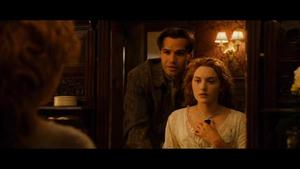'Titanic' Heart of the Ocean video clip