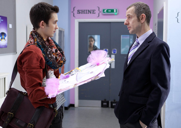 Phoebe panics when she sees George talking to Mr Keeler.