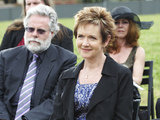 Susan lends her support to Karl.