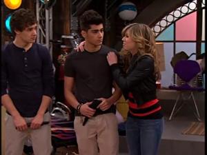 One Direction perform 'What Makes You Beautiful' on iCarlyWatch 'iGo One Direction', Monday 16th April at 5.30pm on Nickelodeon. Visit nick.co.uk/icarly