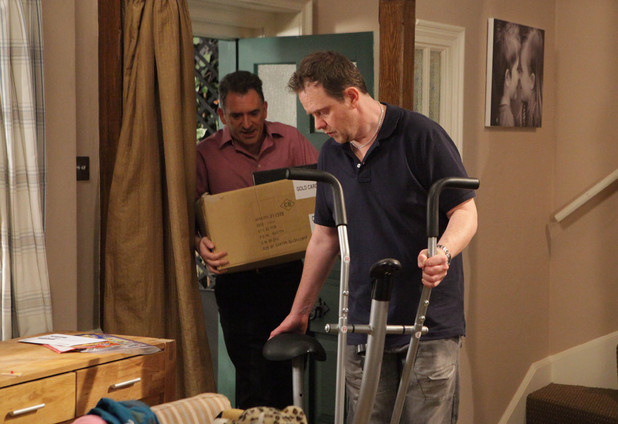 Emmerdale Ep. 6227, 02-05-12
